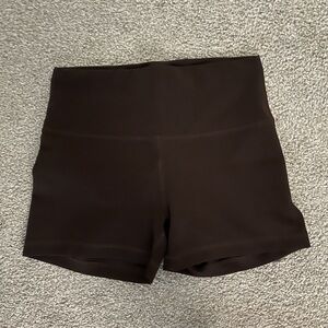 Lululemon Wunder Train 4” Shorts
